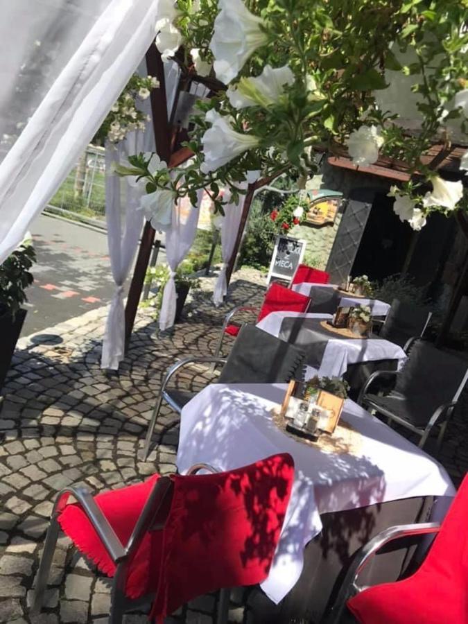 Zajazd Mysliwska Walidrogi Buitenkant foto