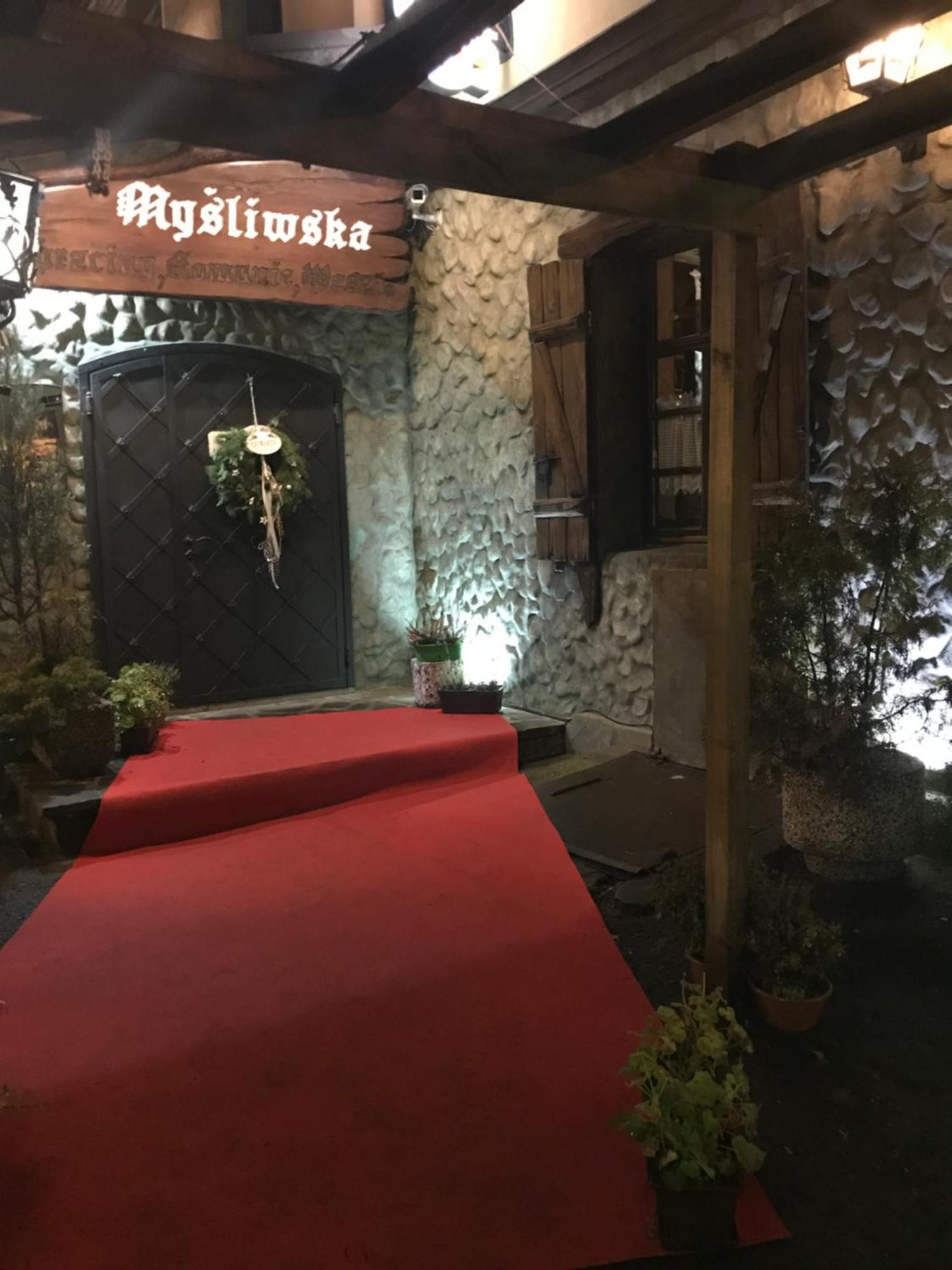 Zajazd Mysliwska Walidrogi Buitenkant foto